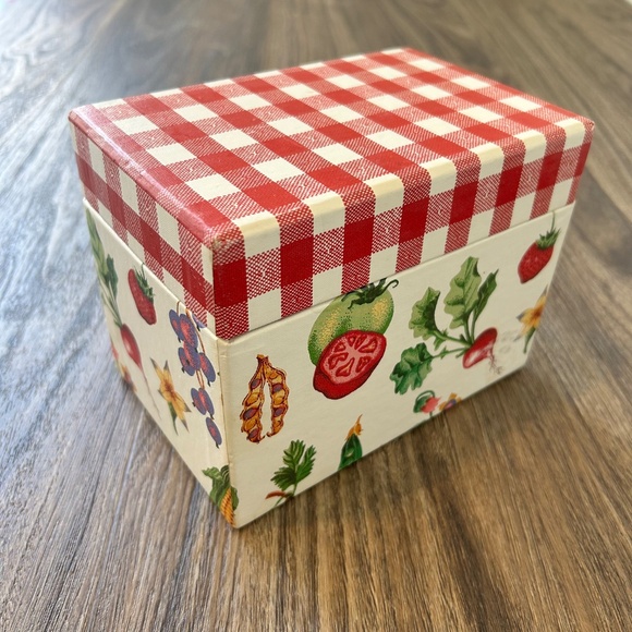 Gibson Market Place Waverly Recipe Card Box Vegetable Fruit Floral Gingham - Picture 2 of 13